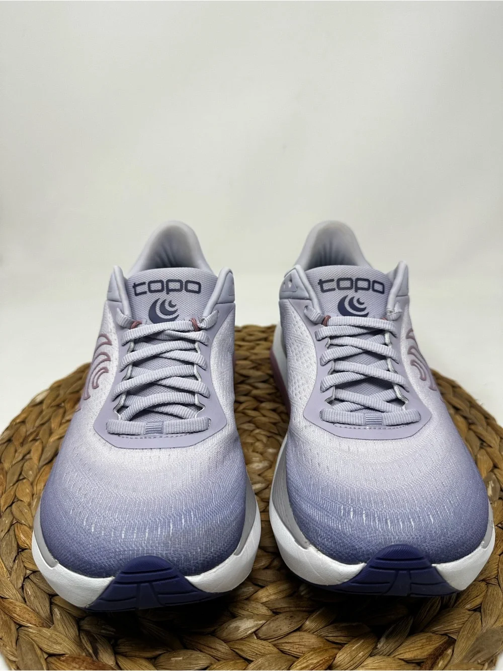TOPO Aura Running Shoes Purple Lilac Size 9 Women's